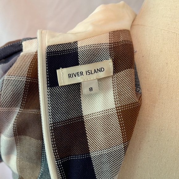 River Island Checker Print Dress with Peter Pan Collar - Picture 6 of 6